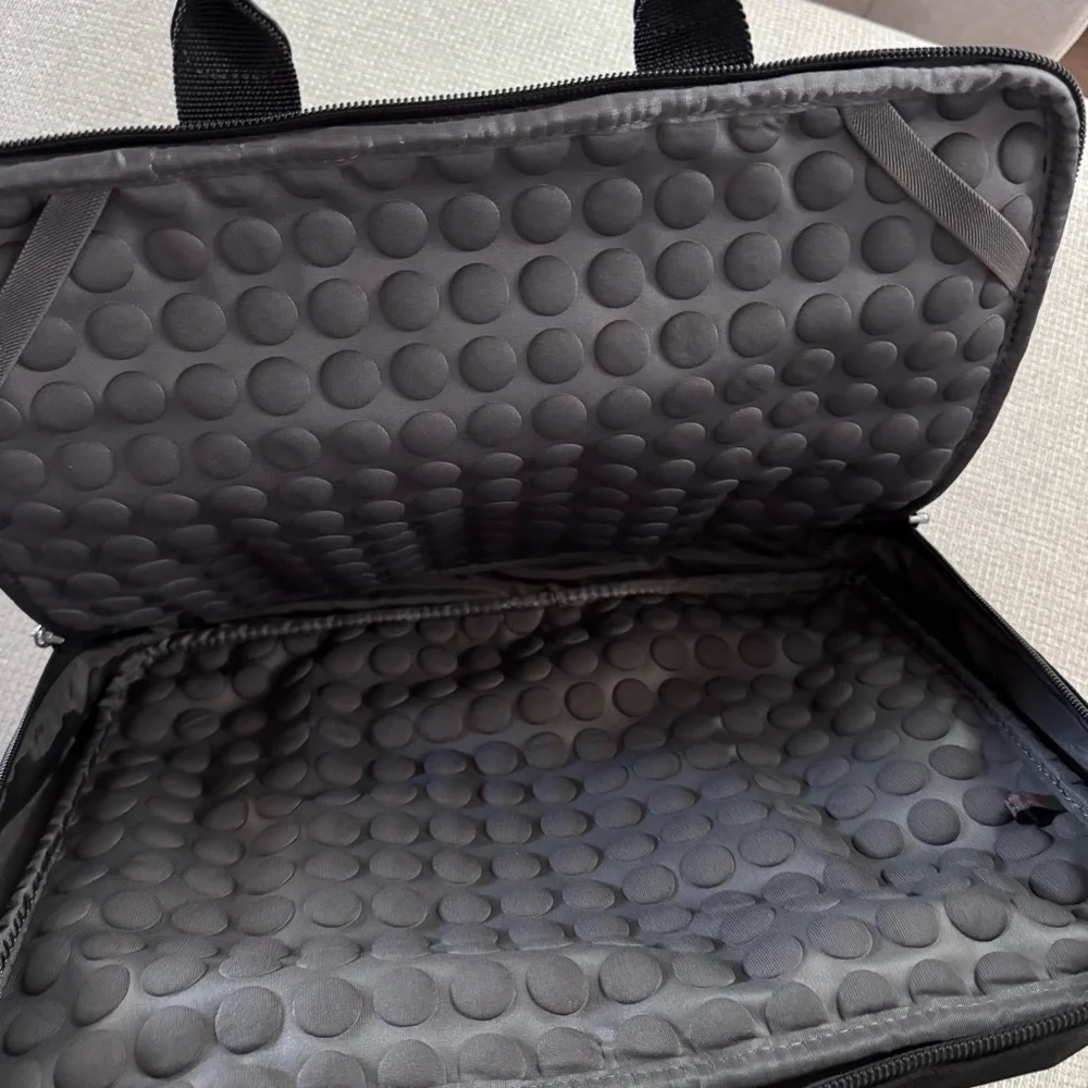 Tumi Black Men's Laptop Sleeve with handles